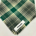 Tartan à feuilles persistantes | Bandana à boutons-pression effiloché