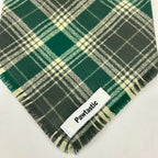 Tartan à feuilles persistantes | Bandana à boutons-pression effiloché