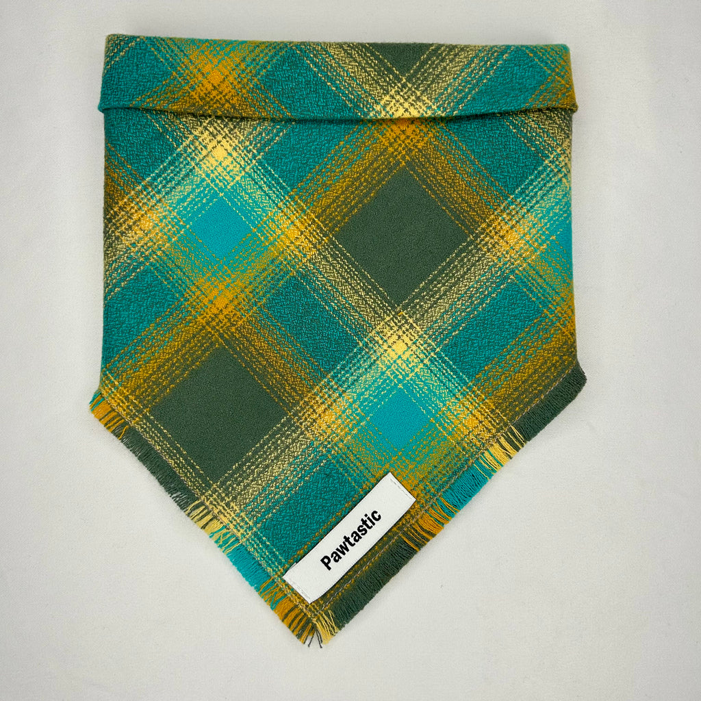 Bandana à motif écossais Lagoon | À boutons-pression et bords effilochés