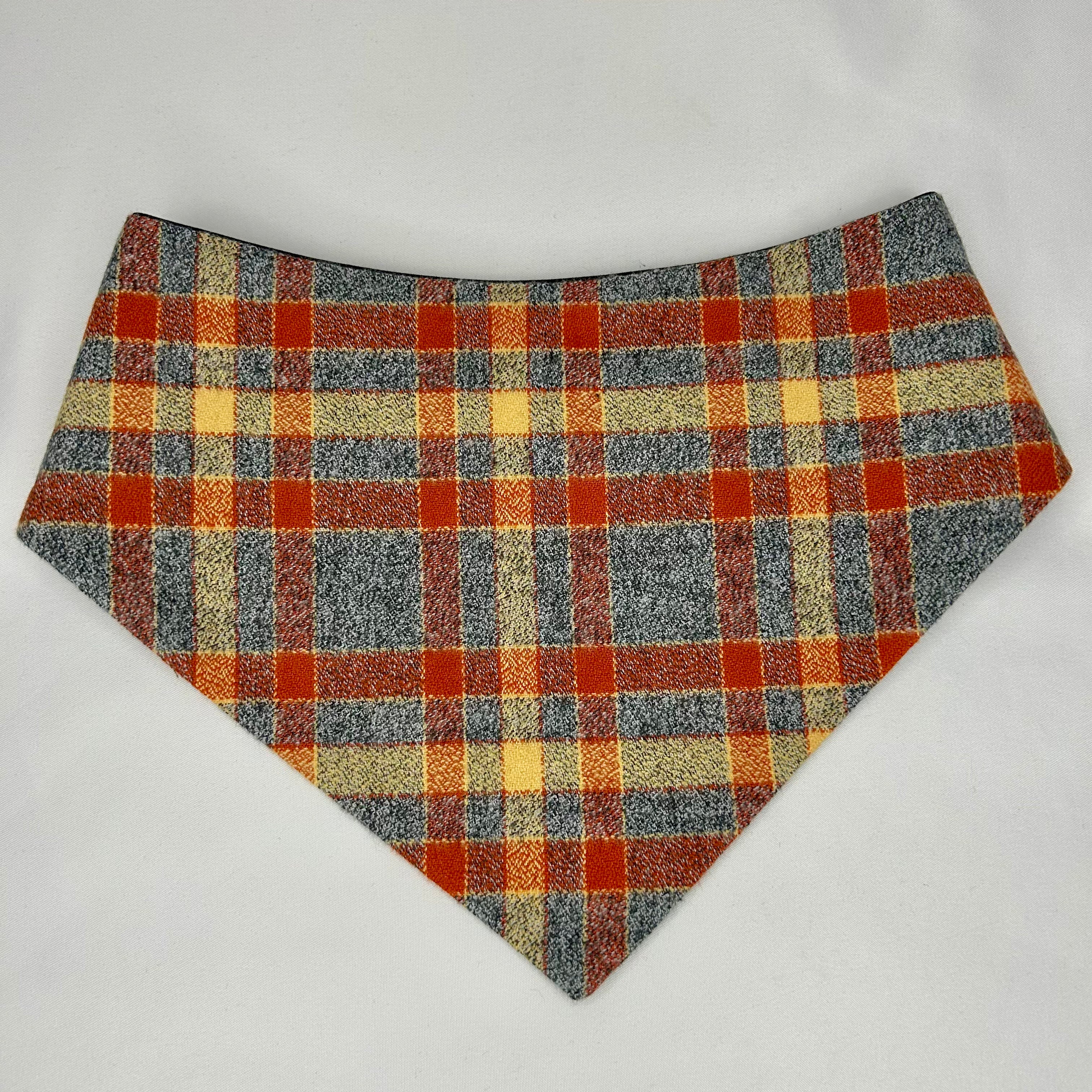 Motif tartan rouille | Bandana à boutons-pression