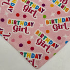 Bandana en coton à boutons-pression « Birthday Girl »