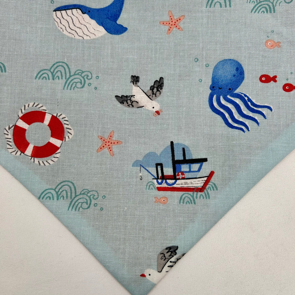 Coastal Cutie (Bleu clair) | Bandana à pression en coton