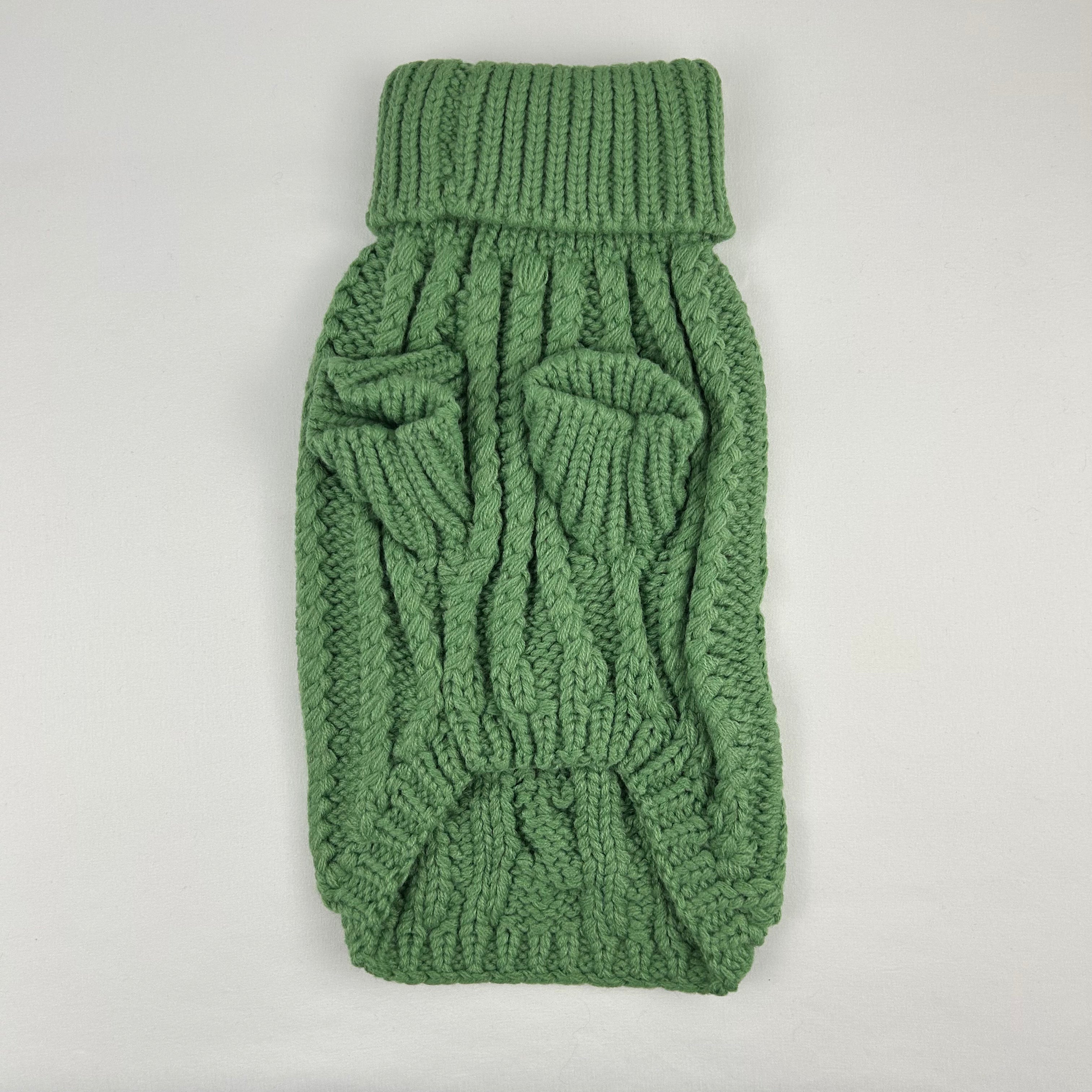 Pull pour chien en tricot torsadé